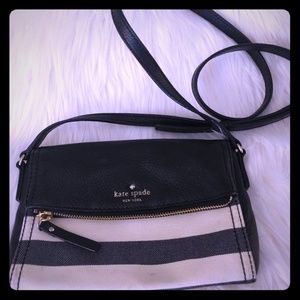 ✔️SOLD Kate Spade crossbody